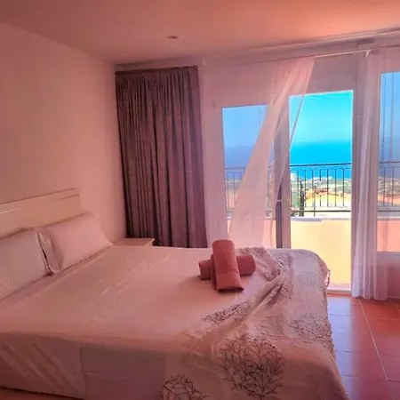 Lucian En Adeje Con Vistas Al Atlantico Holiday home Costa Adeje (Tenerife)